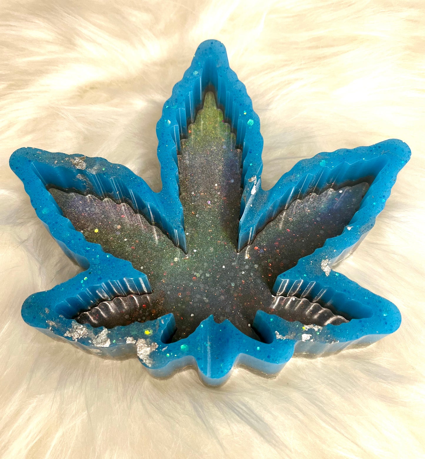 Silver-Blue 420 Leaf Ashtray